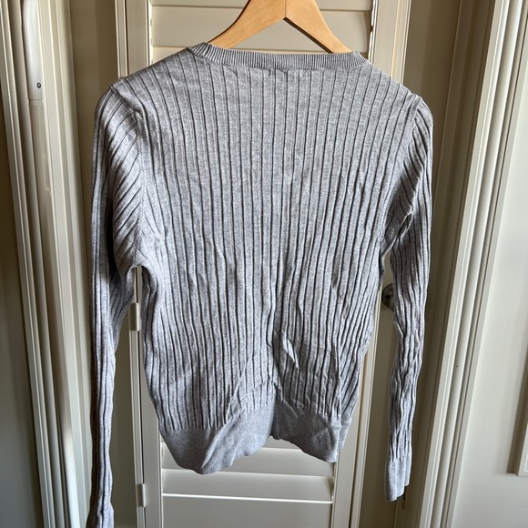 Ribbed, bodycon, lightweight scoopneck sweater - Picture 5 of 7
